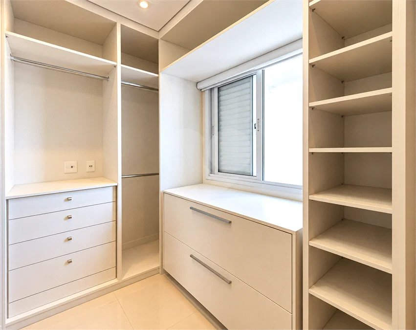 Apartamento de 103 m² no Jardim do Mar, com 3 dormitórios, 1 suíte, varanda gourmet, armários, 2 vagas e condomínio com lazer completo.
