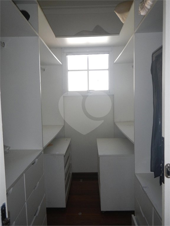 Casa à venda na Saúde c/293m2 - 4 Suítes/4 Salas/3 Vagas na garagem