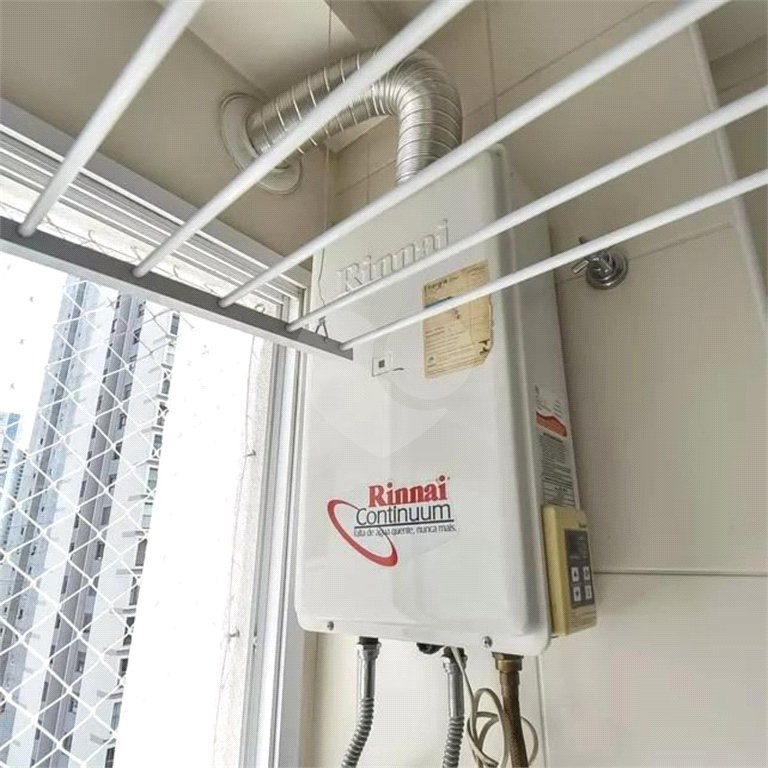 Apartamento no Ipiranga de 94m2 com 2 dorms, 1 suíte, 3 banheiros, 2 vagas. Estuda permuta.