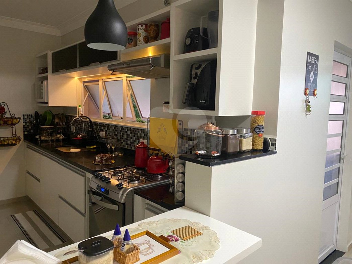Sobrado à venda com 2 quartos, sendo 1 suíte, em Horto, São Paulo, SP