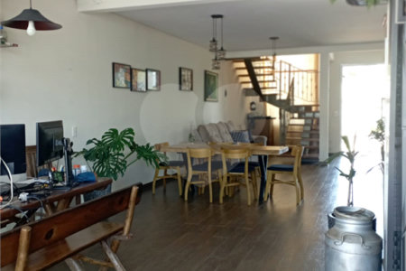 Casa à venda com 3 suítes no condomínio Campos do Conde Ii, Paulínia - SP