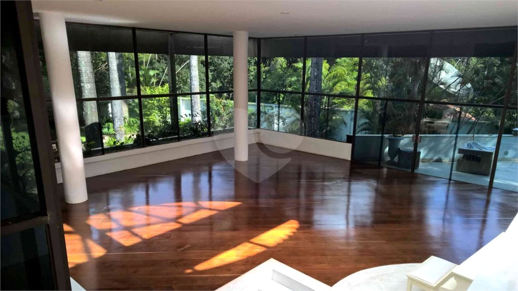 Casa à venda com 4 suítes em Alto da Boa Vista, São Paulo, SP