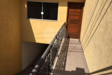 Sobrado à venda com 2 suítes em Jardim Monte Kemel, São Paulo, SP
