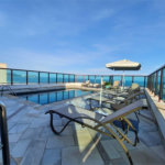 Apartamento Residencial à venda, Pitangueiras, Guarujá - AP0136.