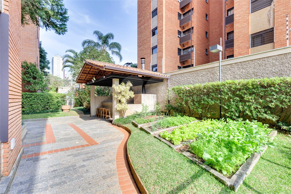 Apartamento à venda com 2 suítes em Alto da Boa Vista, São Paulo, SP