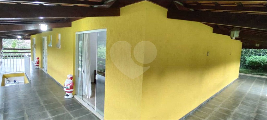 Chácara à venda com 5 quartos, sendo 2 suítes, no Centro, Piracaia, SP