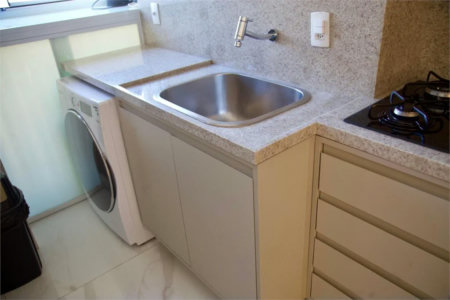 Cobertura à venda com 2 quartos, sendo 1 suíte,  em Jardim das Acácias, São Paulo, SP