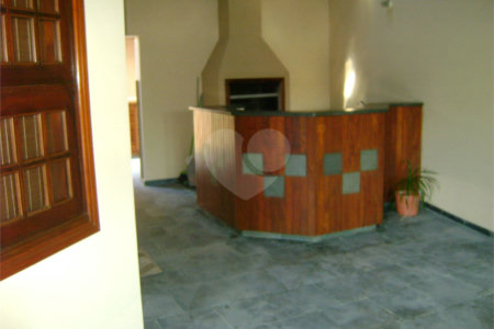 Casa à venda com 2 suítes em Jardim Eliana, Araraquara, SP