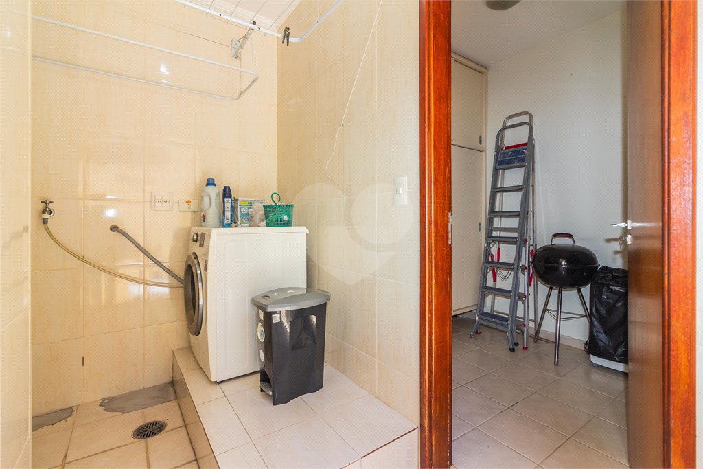 Sobrado à venda com 3 quartos, sendo 1 suíte, em Jardim Franca, São Paulo, SP