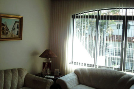 Casa à venda com 4 quartos, sendo 2 suítes, em Jardim Pinheiros, São Paulo, SP