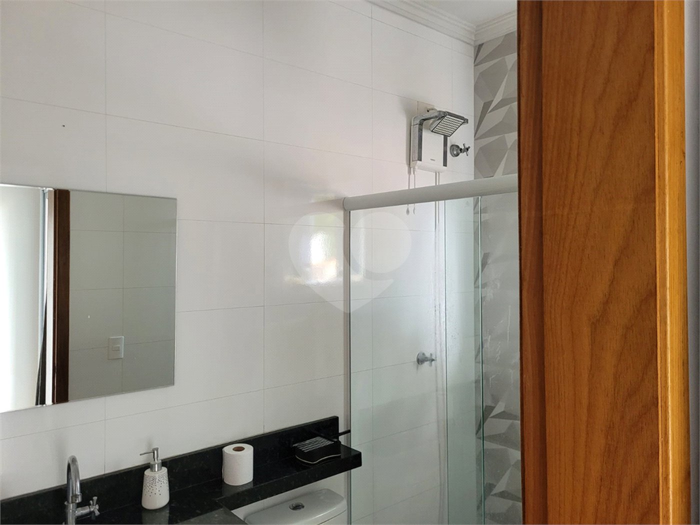 Sobrado à venda com 3 quartos, sendo 1 suíte,  em Vila Marari, São Paulo, SP
