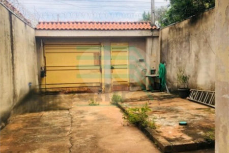 Casa à venda com 4 quartos, sendo 1 suíte, em Parque Residencial Cândido Portinari, Ribeirão Preto, SP