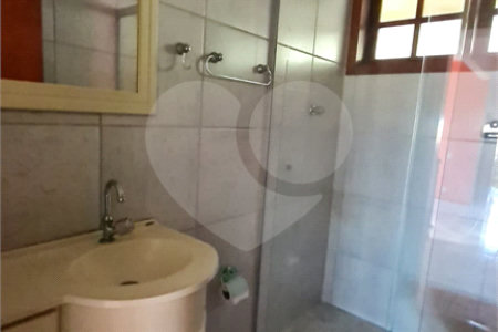 Casa à venda com 5 quartos em Ivoturucaia, Jundiaí, SP
