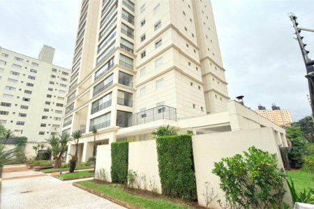 Apartamento à venda com 3 suítes em Santa Teresinha, São Paulo, SP