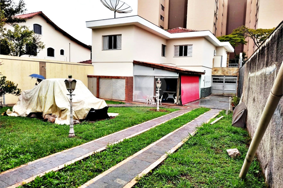 Sobrado à venda com 5 quartos, sendo 2 suítes, em Vila Nova Cachoeirinha, São Paulo, SP
