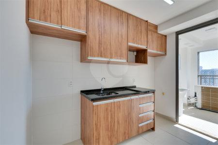 Apartamento à venda com 3 quartos, sendo 1 suíte, em Chácara Santo Antônio, São Paulo, SP