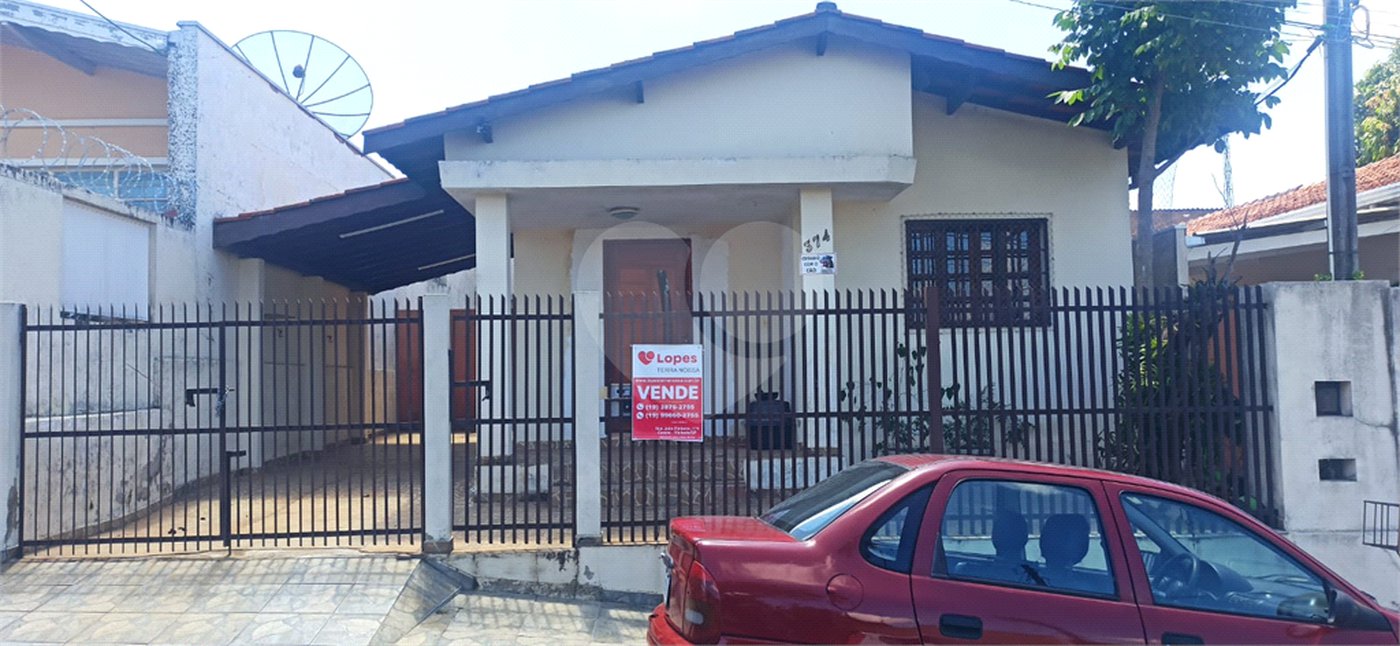 Casa à venda com 2 quartos, sendo 1 suíte,  no Centro, Vinhedo, SP
