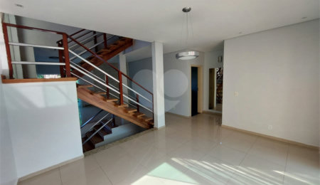 Casa à venda com 3 quartos, sendo 1 suíte,  no condomínio Village Saint Clair, Sorocaba - SP