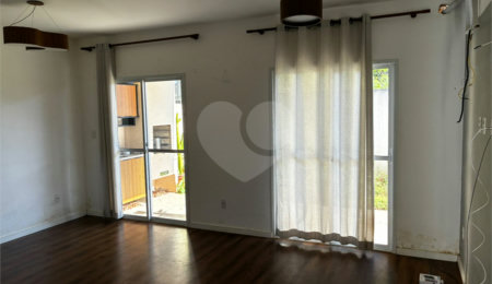 Casa para alugar com 3 quartos, sendo 1 suíte,  no condomínio Bella Roma, São Roque - SP