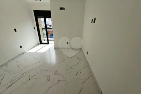 Sobrado à venda com 3 quartos, sendo 2 suítes,  em Vila Dom Pedro II, São Paulo, SP