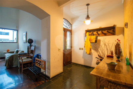 Casa à venda com 4 quartos, sendo 2 suítes, em Chácara Flora, São Paulo, SP