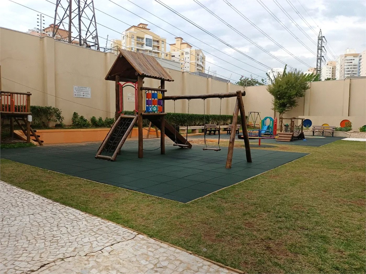 Apartamento à venda com 2 quartos, sendo 1 suíte, em Vila Leopoldina, São Paulo, SP