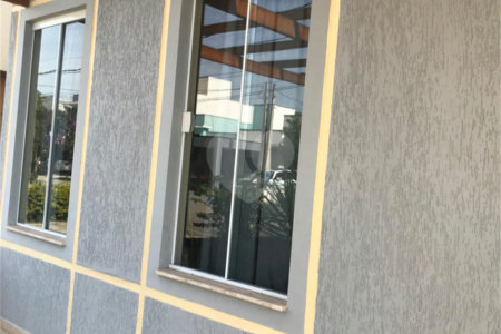 Casa à venda com 3 quartos, sendo 1 suíte,  no condomínio Horto Florestal II, Sorocaba - SP