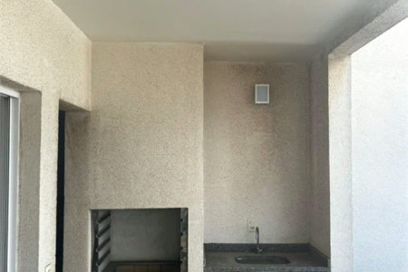 Apartamento à venda com 3 quartos, sendo 2 suítes, em Parque Reboucas, São Paulo, SP