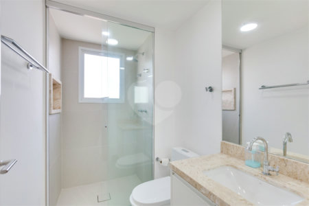 Apartamento à venda com 3 quartos, sendo 2 suítes, em Santo Amaro, São Paulo, SP