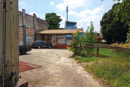 Casa à venda com 5 quartos, sendo 3 suítes, em Parque Arariba, São Paulo, SP