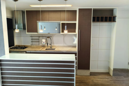 Apartamento à venda com 2 quartos, sendo 1 suíte,  em Vila Andrade, São Paulo, SP