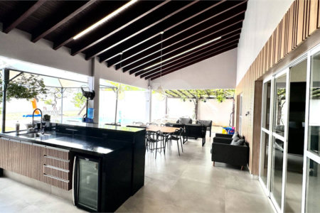 Casa à venda com 3 suítes no Centro-norte, Várzea Grande, MT