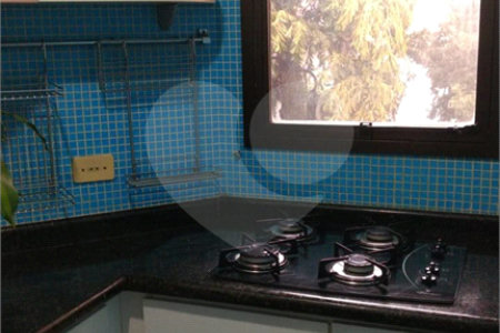 Apartamento à venda com 1 quarto em Aclimação, São Paulo, SP