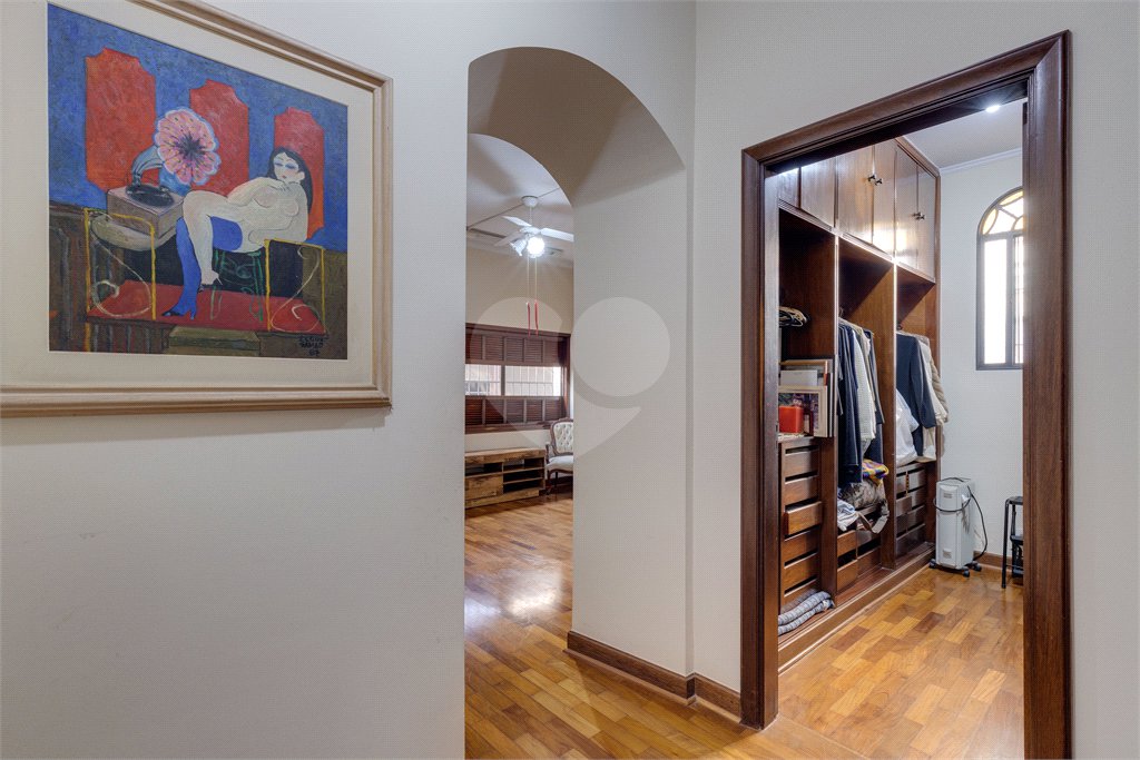 Casa Térrea à venda com 3 suítes em Granja Julieta, São Paulo, SP