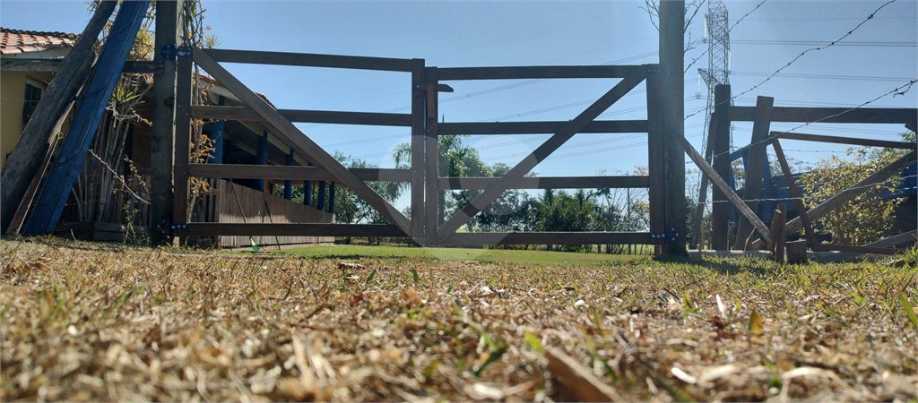 Sítio à venda com 2 suítes em Buru, Salto, SP