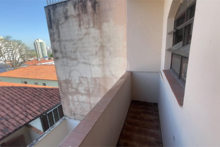 Sobrado à venda com 4 quartos, sendo 1 suíte,  em Jardim Ester Yolanda, São Paulo, SP