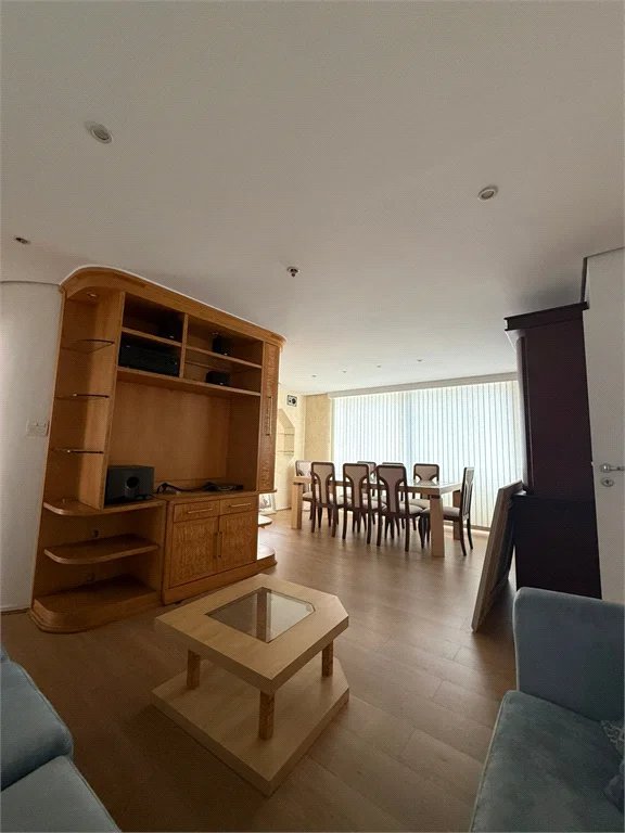 Triplex à venda ou para alugar com 3 suítes em Vila Suzana, São Paulo, SP