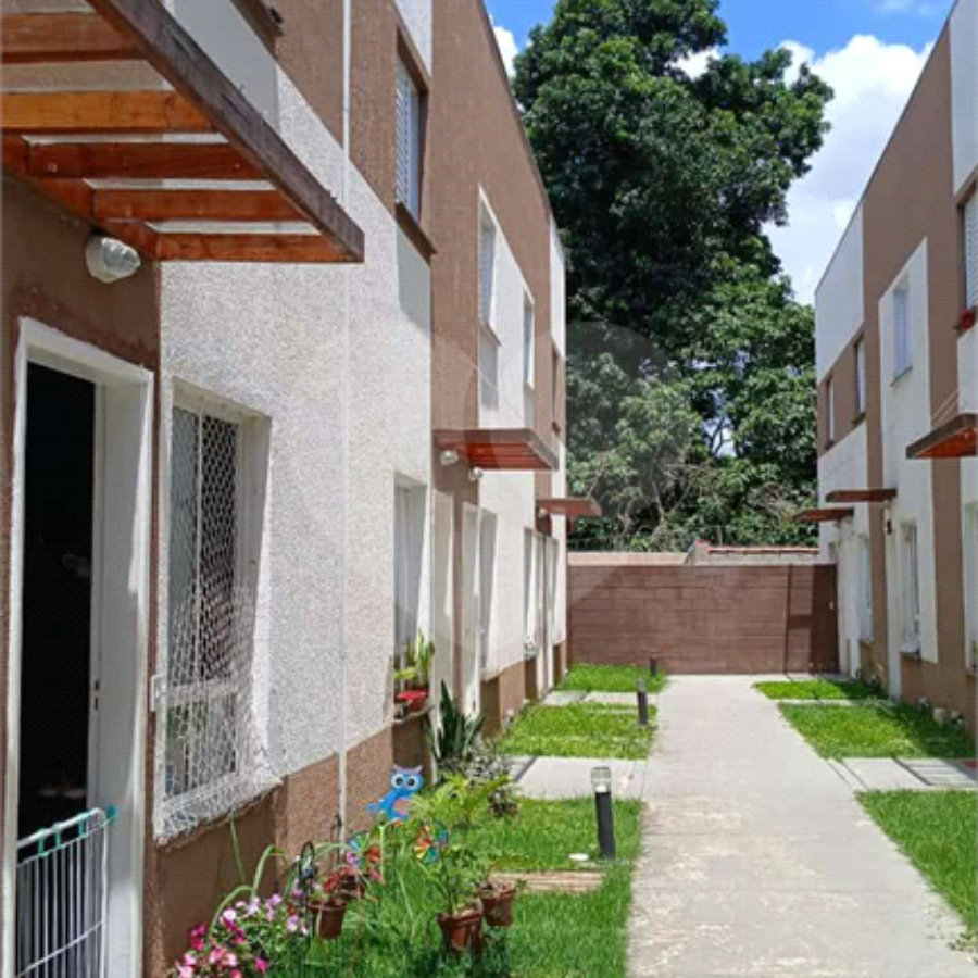 Casa à venda com 2 quartos no condomínio Villa Caucaia, Cotia - SP