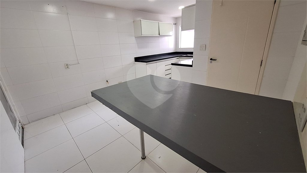 Casa à venda com 4 suítes no condomínio Pedra Mar, Rio de Janeiro - RJ
