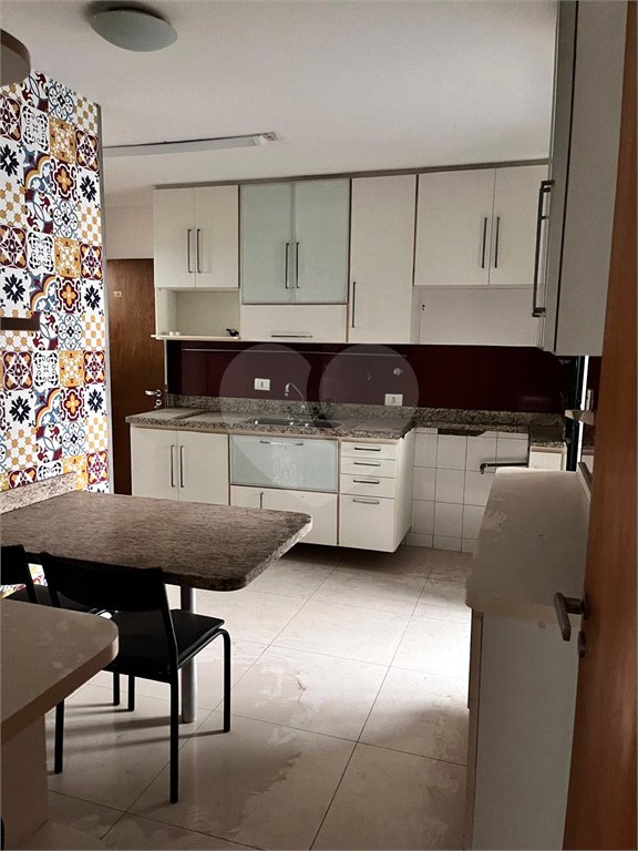 Apartamento à venda ou para alugar com 3 quartos, sendo 1 suíte,  em Vila Pompéia, São Paulo, SP
