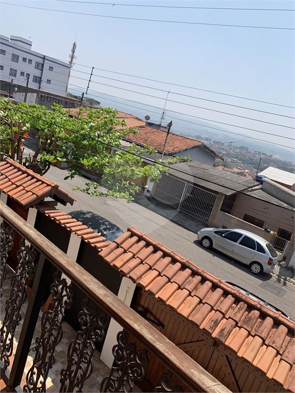 Sobrado à venda com 4 quartos, sendo 3 suítes,  em Jardim Alvinópolis, Atibaia, SP