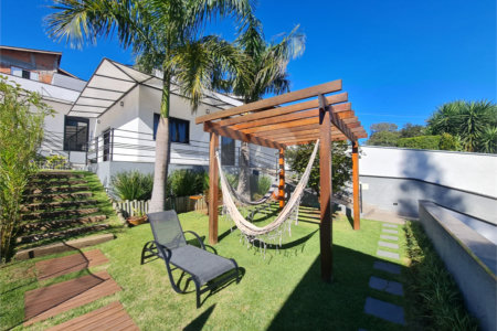 Casa com 4 dormitórios à venda, 214 m² por R$ 1.890.000 - Parque Arco Iris - Atibaia/SP