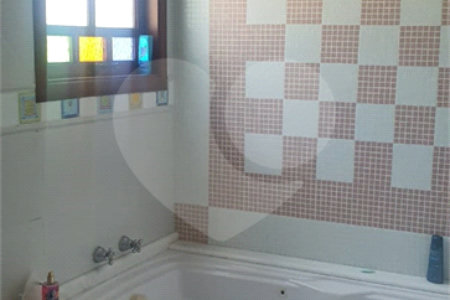 Casa à venda com 5 suítes no condomínio Arujá Hills I e Ii, Arujá - SP