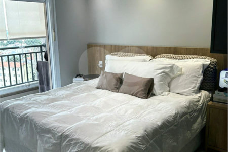 Apartamento à venda com 3 quartos, sendo 1 suíte, em Vila Scarpelli, Santo André, SP