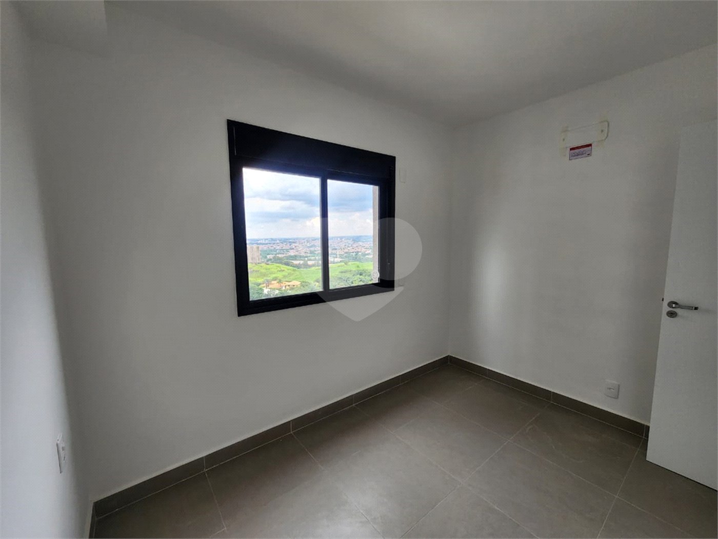 Apartamento à venda com 2 quartos, sendo 1 suíte, em Jardim Maria José, Votorantim, SP