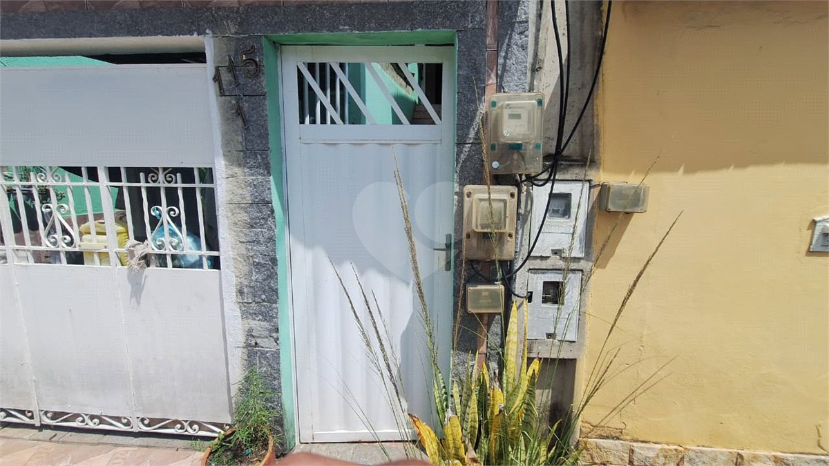 Sobrado à venda com 2 quartos em Campo Grande, Rio de Janeiro, RJ