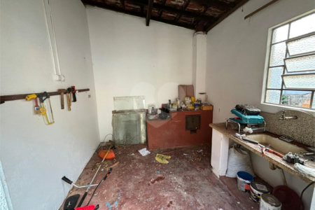 Casa à venda com 3 quartos em Vila Teixeira, Salto, SP