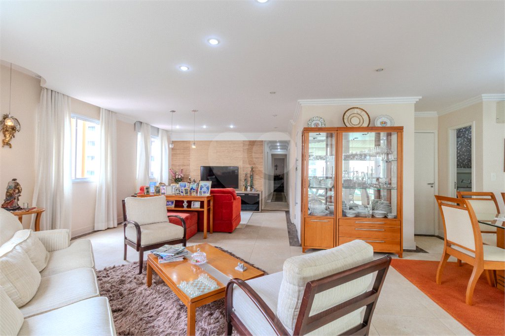 Apartamento à venda com 3 suítes em Vila Mascote, São Paulo, SP