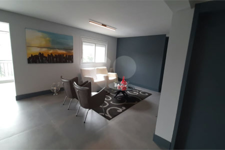 Apartamento à venda com 2 suítes em Jardim Caboré, São Paulo, SP