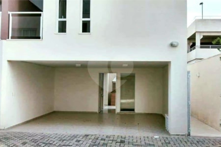 Casa à venda com 3 quartos, sendo 1 suíte, no condomínio Firenze, Sorocaba - SP